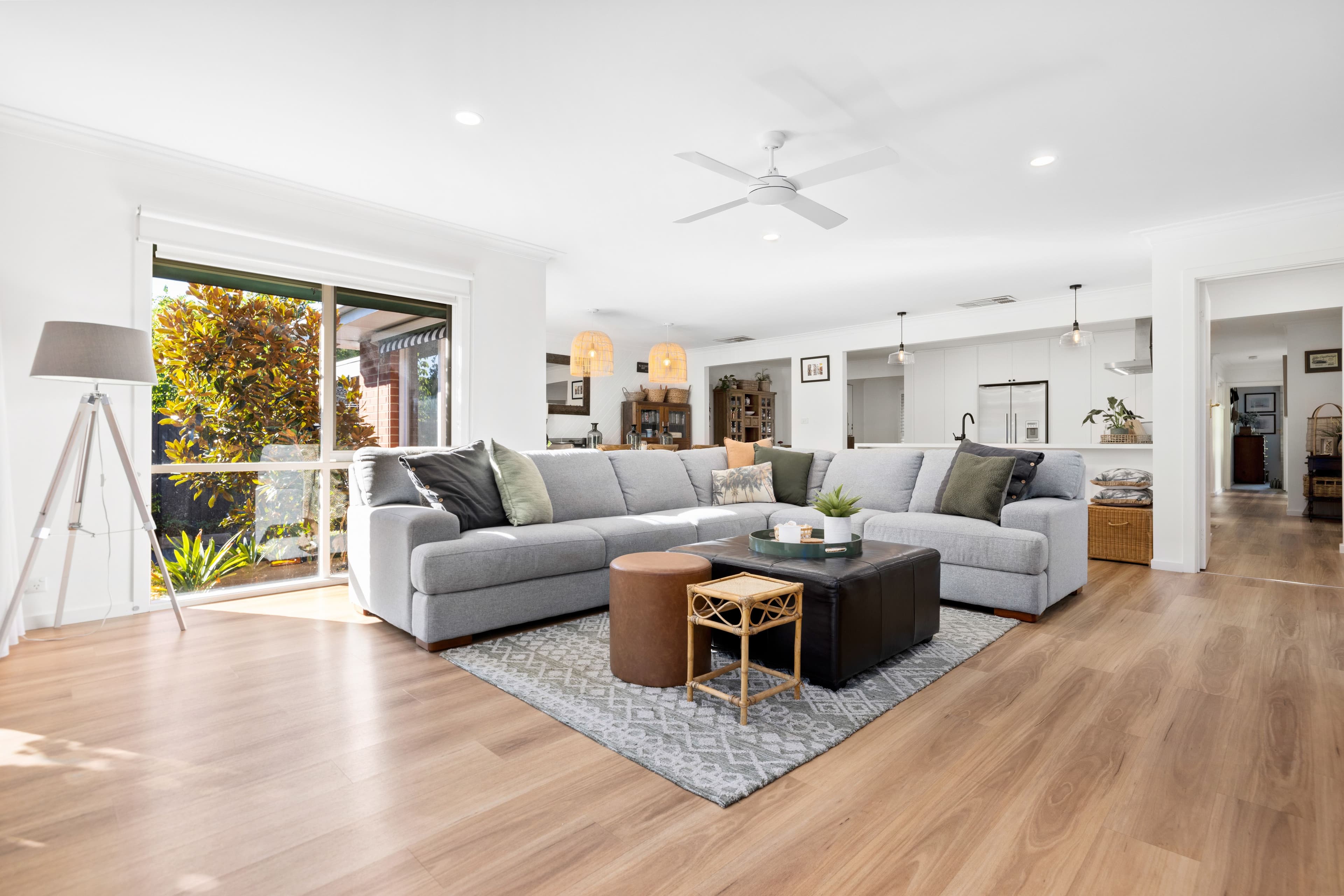15 Clow Avenue, Upper Ferntree Gully VIC 3156, Upper Ferntree Gully - Thumbnail 3