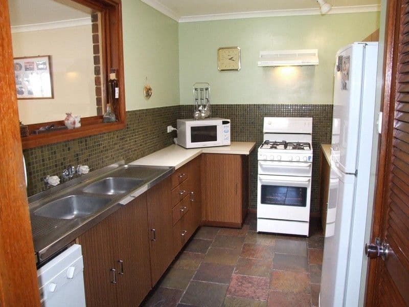 13 Cardnell Crescent, ELIZABETH EAST SA 5112, Elizabeth East - Thumbnail 2
