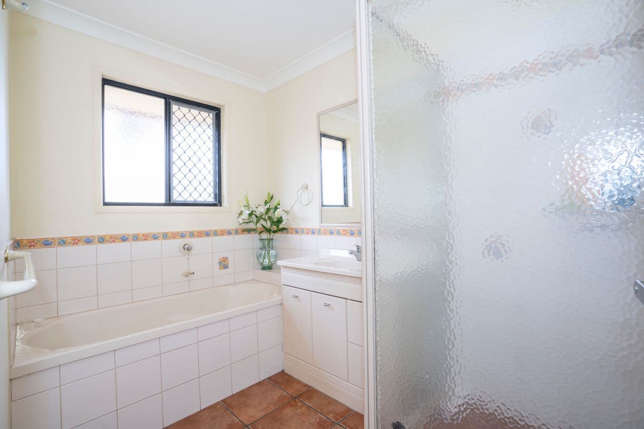 224 Endeavour Drive, Banksia Beach QLD 4507, Banksia Beach - Thumbnail 5