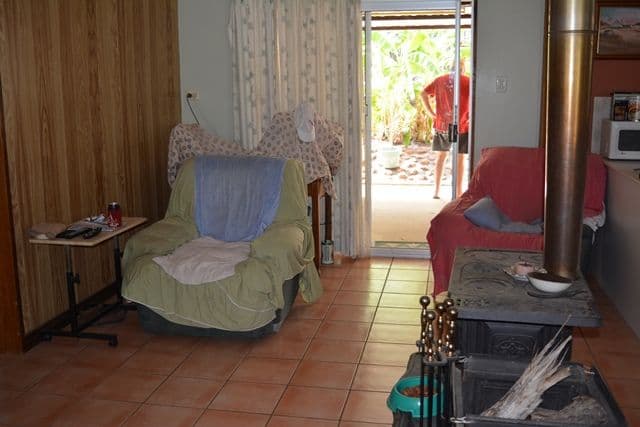 16 Rosewood Drive, Sapphire QLD 4702, Sapphire Central - Thumbnail 4