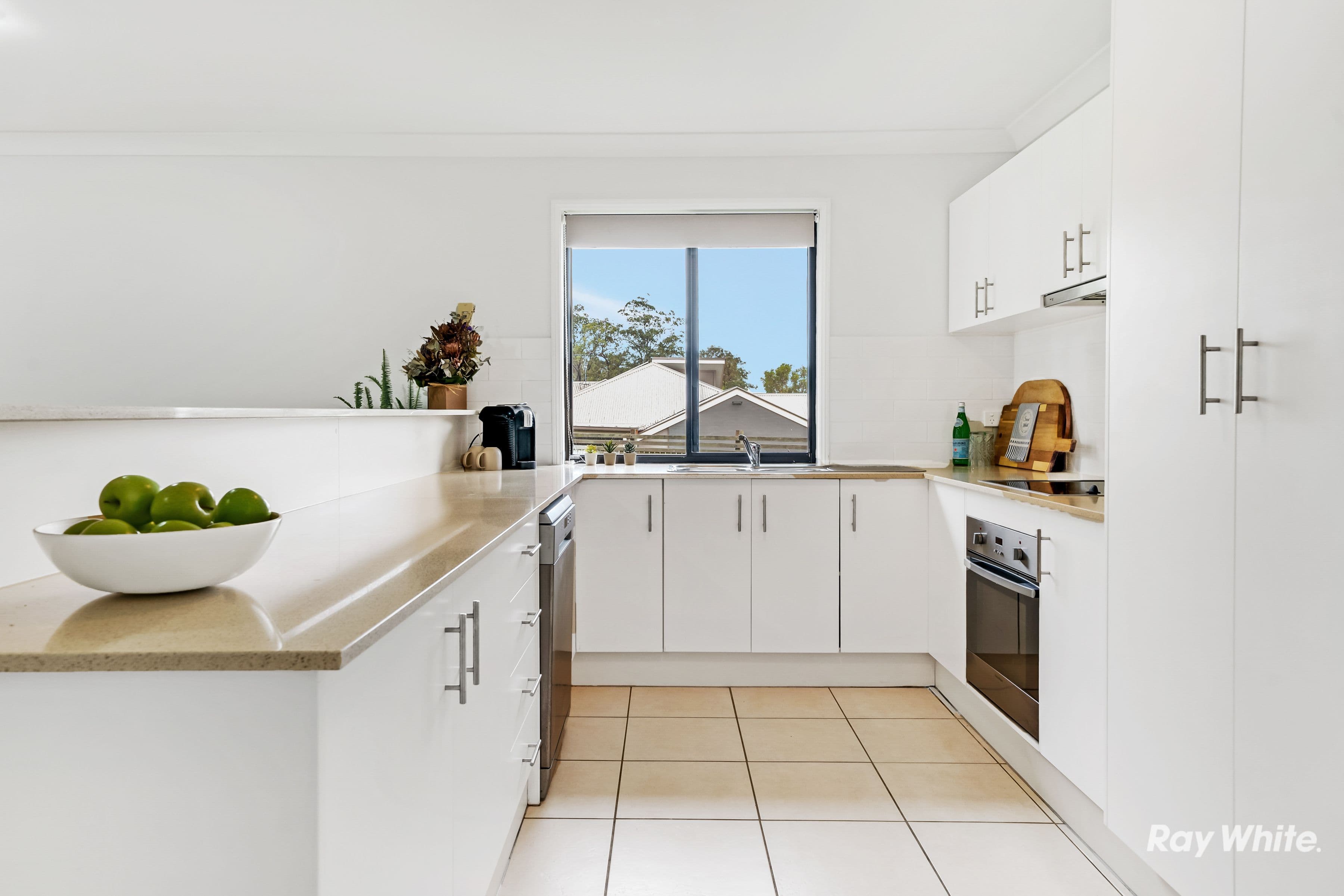 15 Eumundi Street, Ormeau QLD 4208, Ormeau - Thumbnail 5