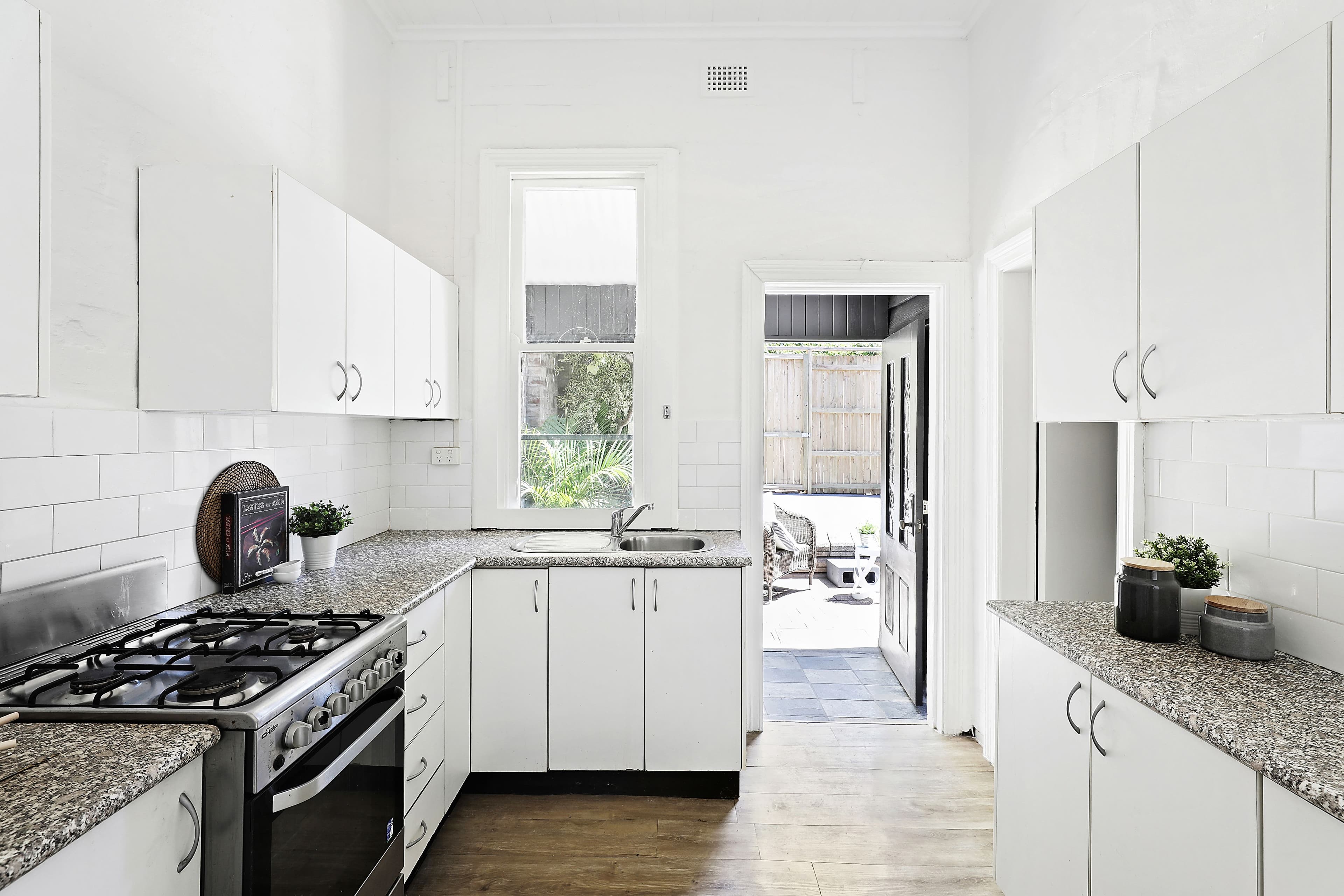 62 Stafford Street, Stanmore - Thumbnail 4