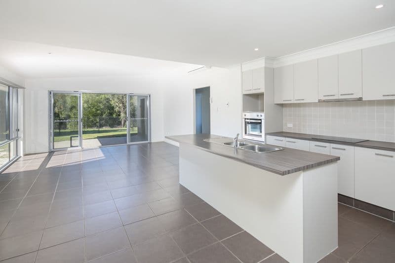 15 Lillypilly Court, Helensvale QLD 4212, Helensvale - Thumbnail 2