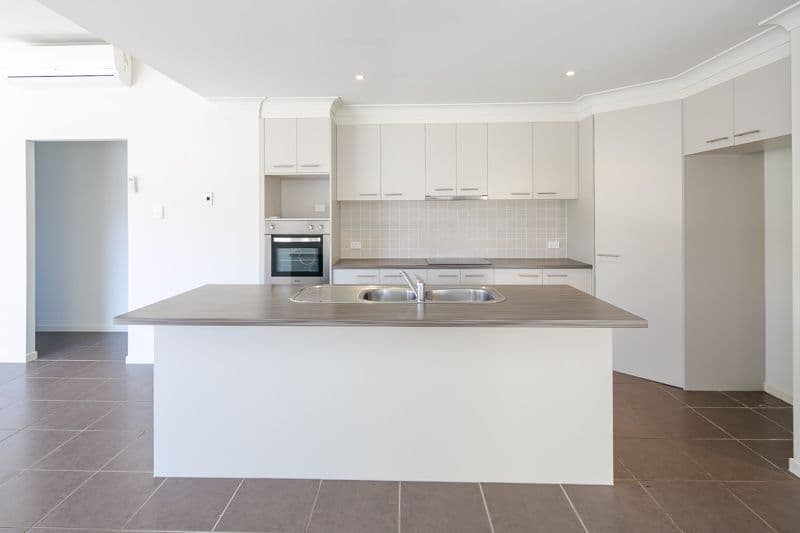 15 Lillypilly Court, Helensvale QLD 4212, Helensvale - Thumbnail 4