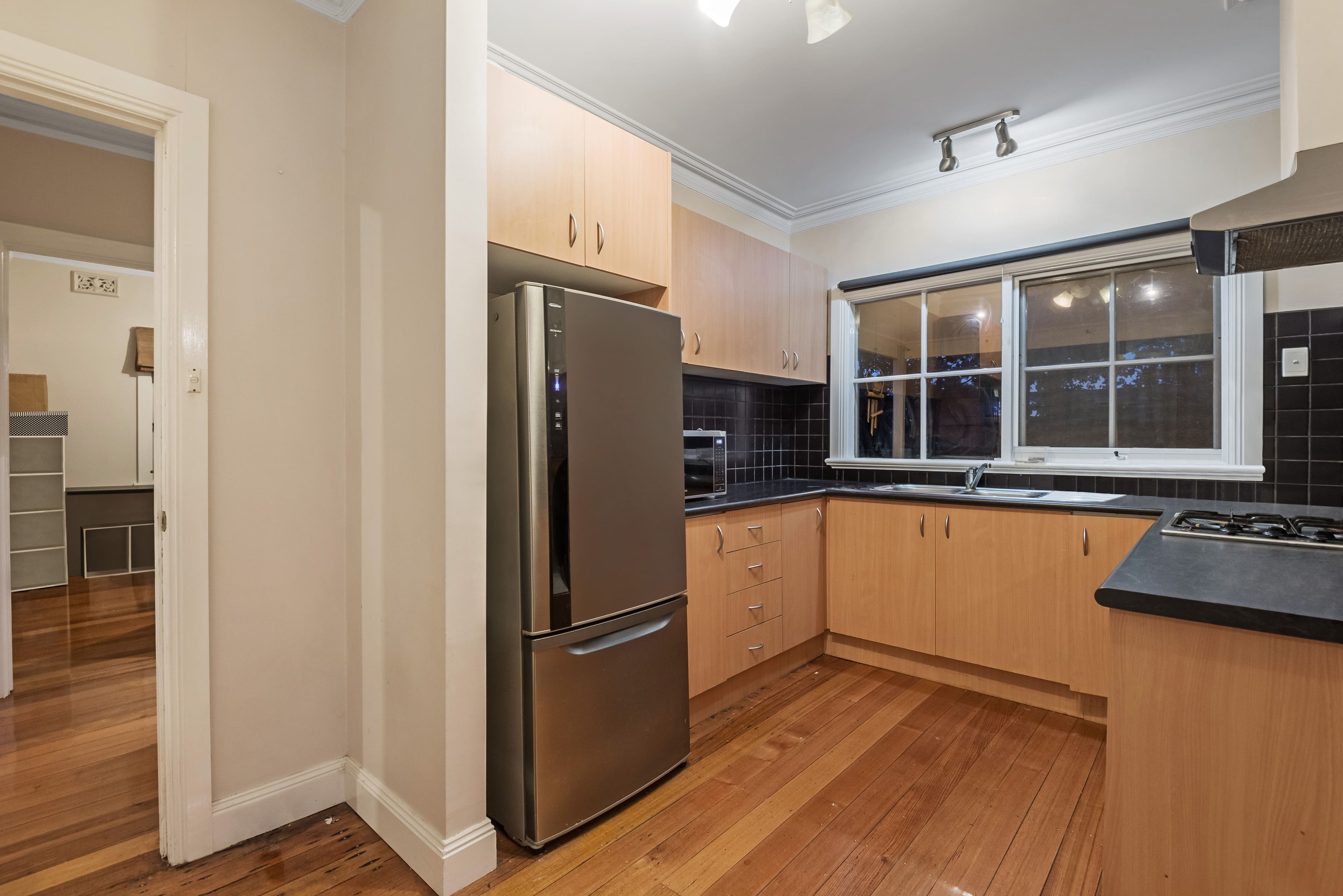 40 McMahon Road, Reservoir VIC 3073, Reservoir - Thumbnail 4