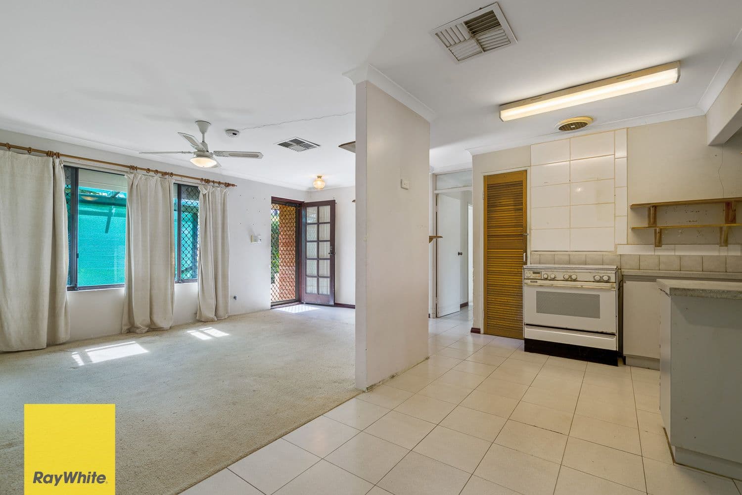 10 Desault Cove, Ballajura WA 6066, Ballajura - Thumbnail 5