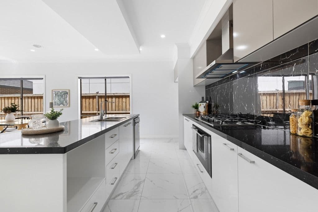 48 Palmdale Crescent, Mambourin VIC 3024, Mambourin - Thumbnail 7
