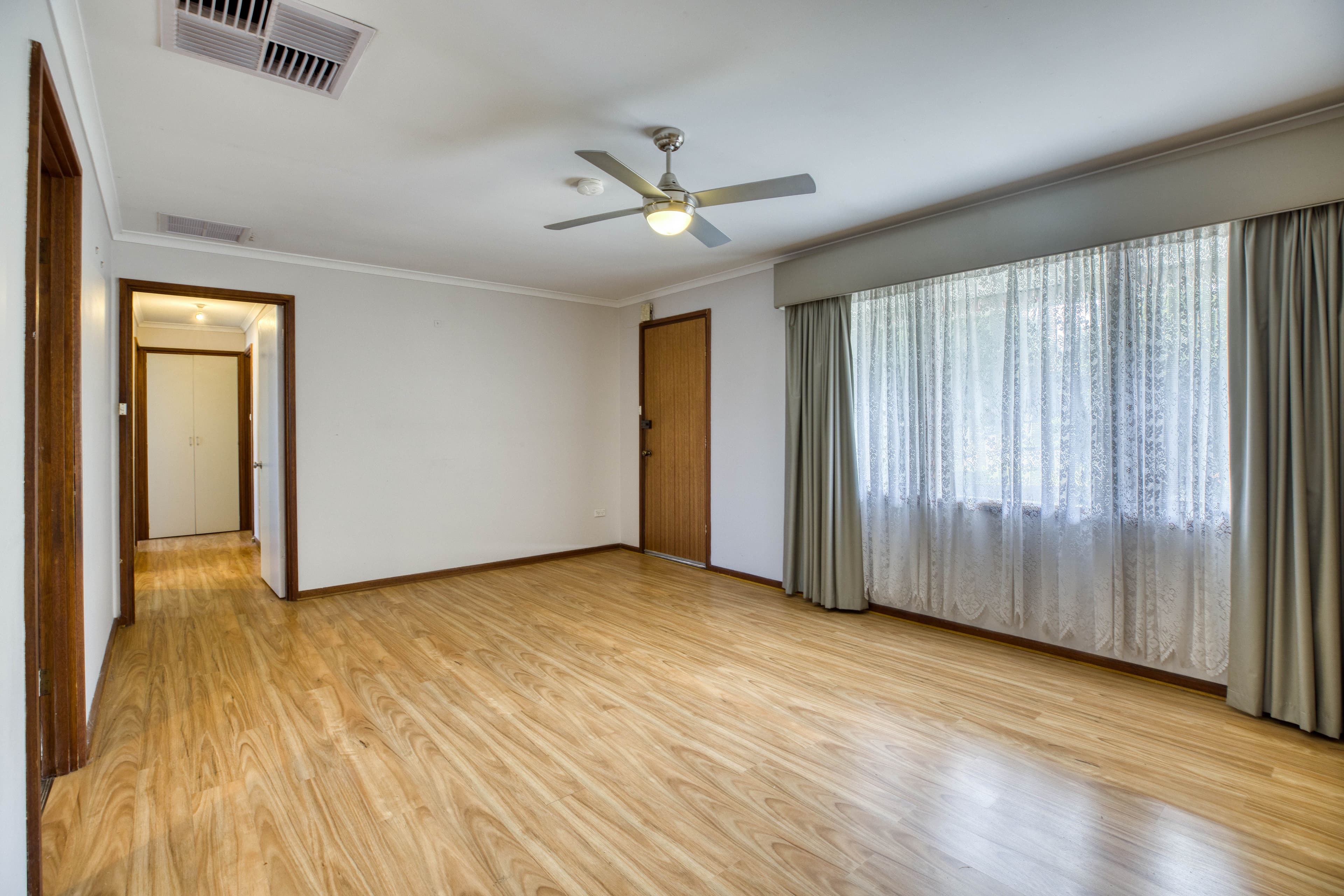 12 Itala Crescent, Hackham West SA 5163, Hackham West - Thumbnail 5