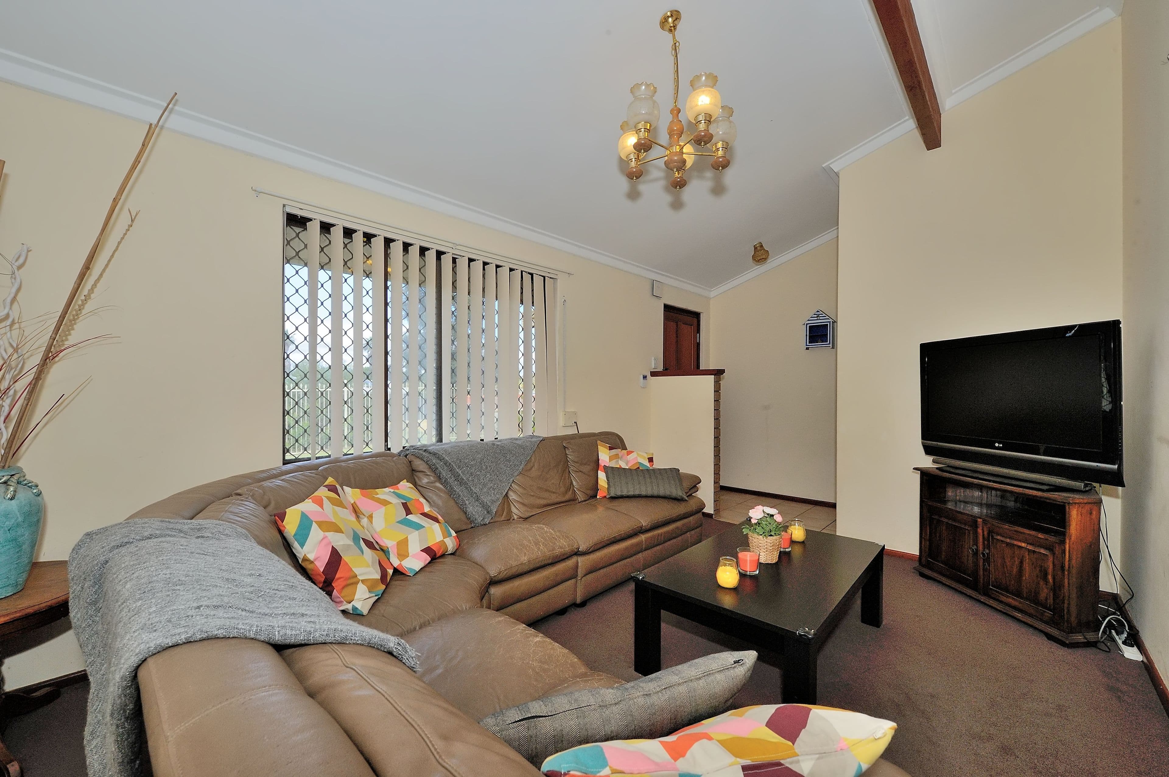 17 Saddlehill Ramble, Ballajura WA 6066, Ballajura - Thumbnail 4