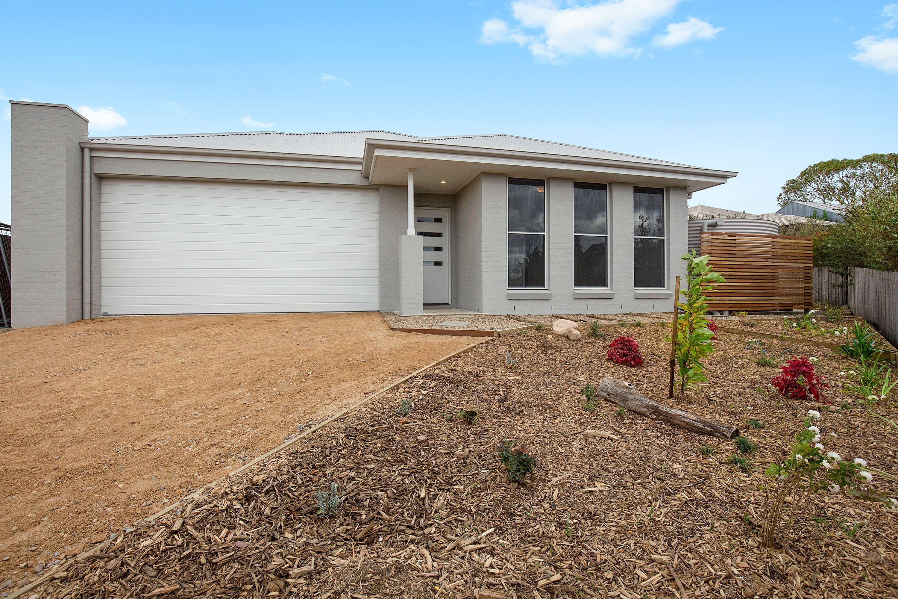 10 Hassall Circuit, Braidwood - Thumbnail 2