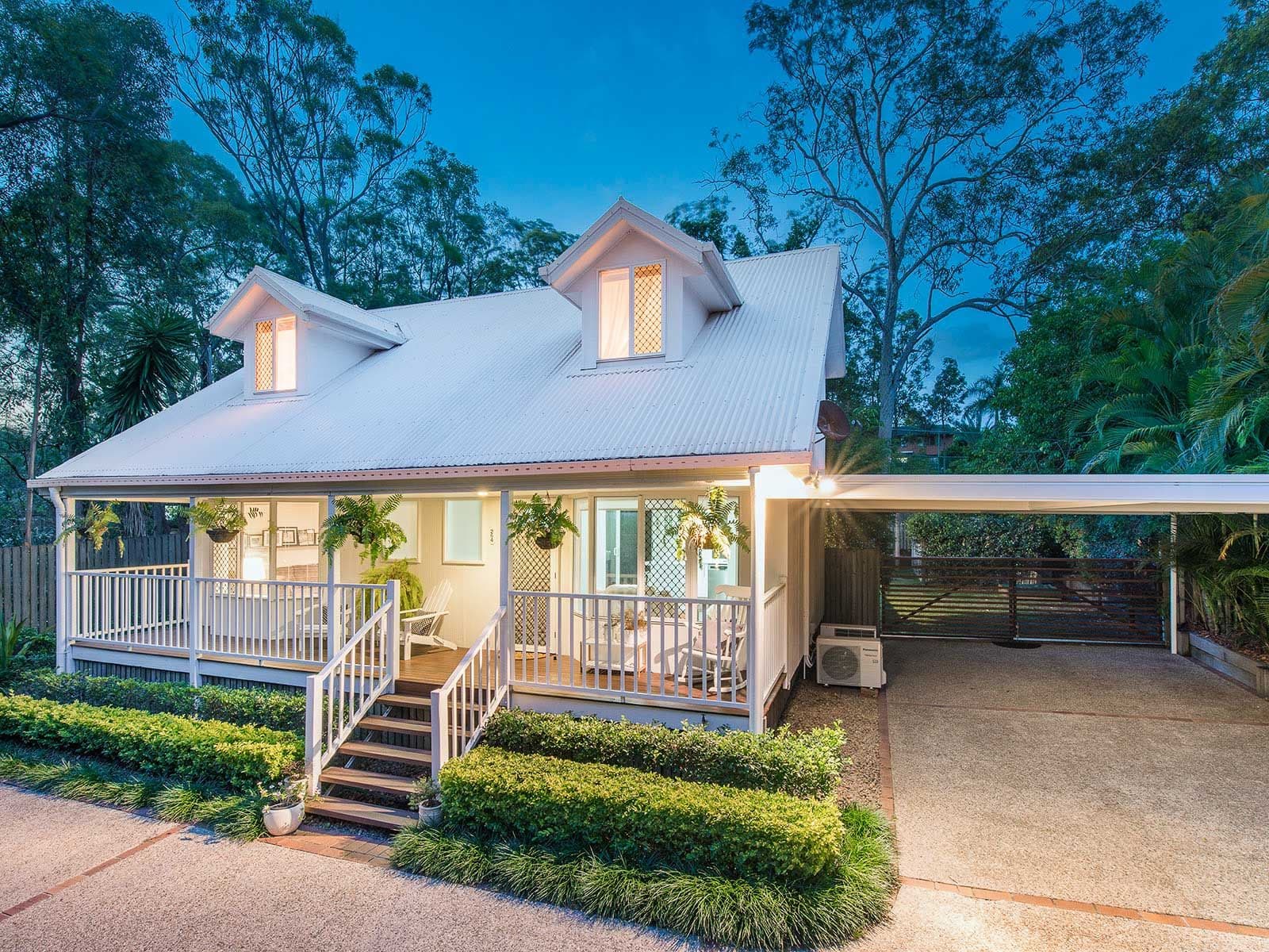 264 Oates Avenue, Holland Park QLD 4121, Holland Park - Image 1
