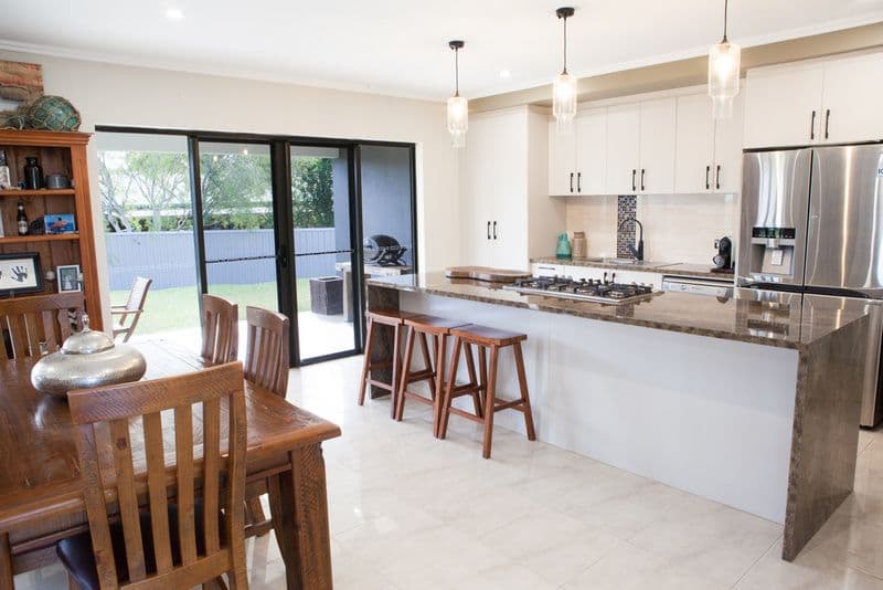 37 Belvedere Avenue, Belvedere QLD 4860, Belvedere - Thumbnail 4