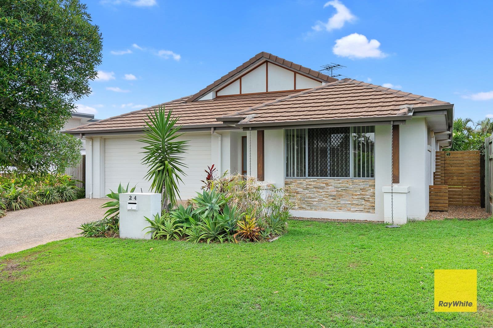 24 Parklane Road, Victoria Point QLD 4165, Victoria Point - Thumbnail 2