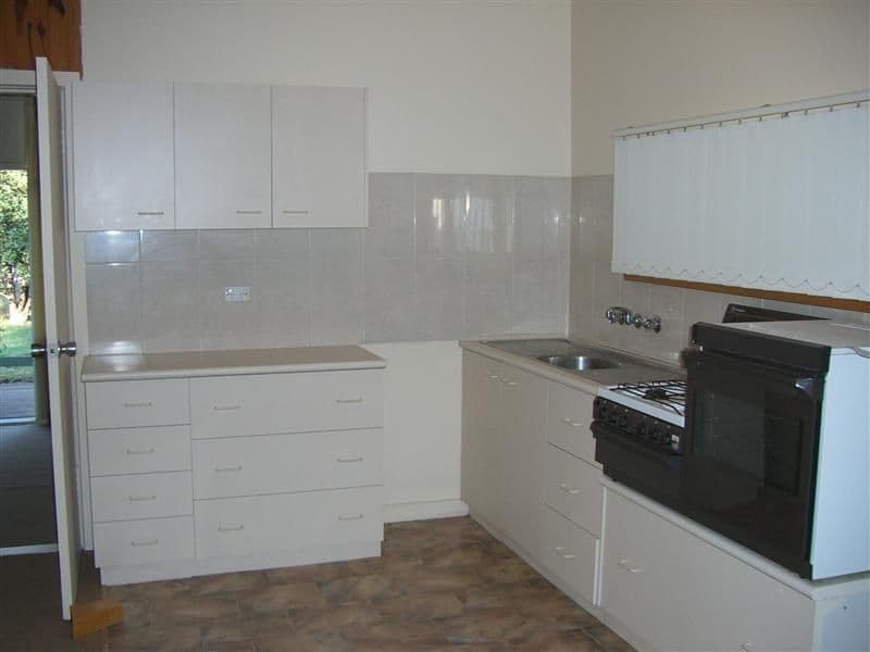 36 Whinnerah Avenue, ALDINGA BEACH SA 5173, Aldinga Beach - Thumbnail 2