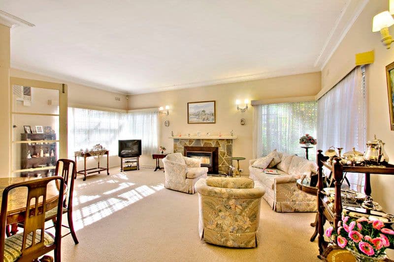 8 Oravel Avenue, MALVERN EAST VIC 3145, Malvern East - Thumbnail 2