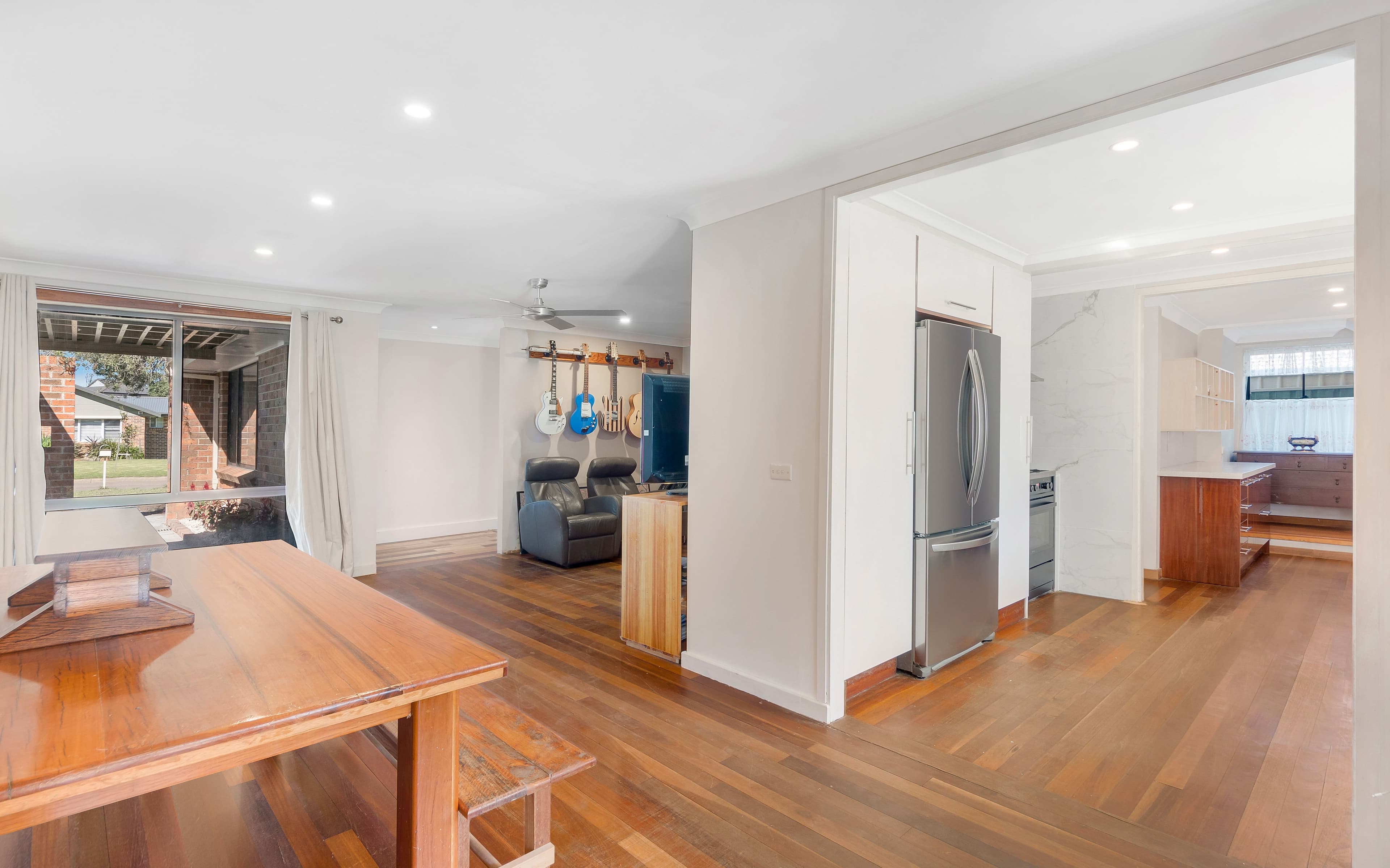 2 Clarendon Court, Seabrook - Thumbnail 4