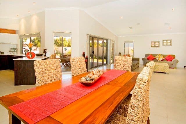 7 Edgewater Place, HOPE ISLAND QLD 4212, Hope Island - Thumbnail 8