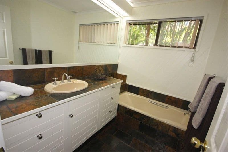 39 Dandaraga Road, BRIGHTWATERS NSW 2264, Brightwaters - Thumbnail 6