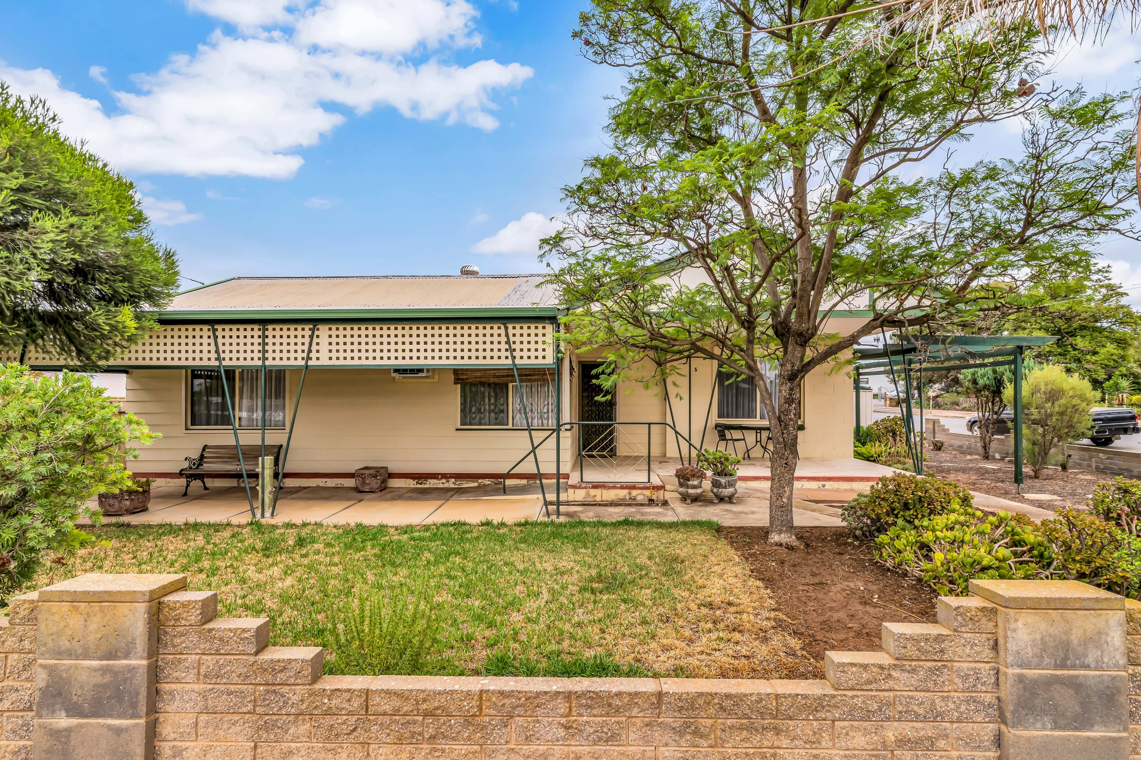 5 Rowe Crescent, Two Wells SA 5501, Two Wells - Image 1