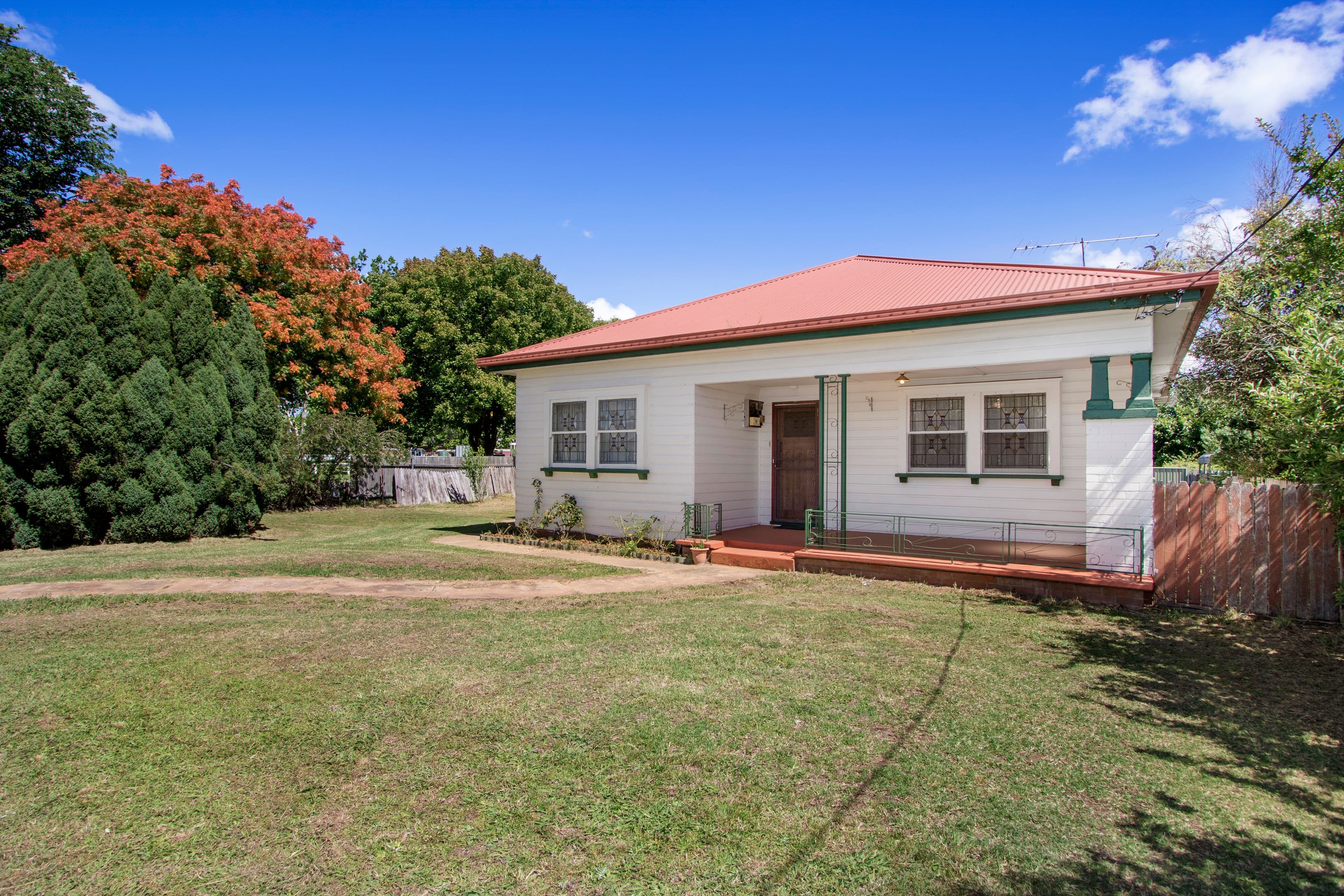 50 Ollera Street, Guyra NSW 2365, Guyra - Image 1