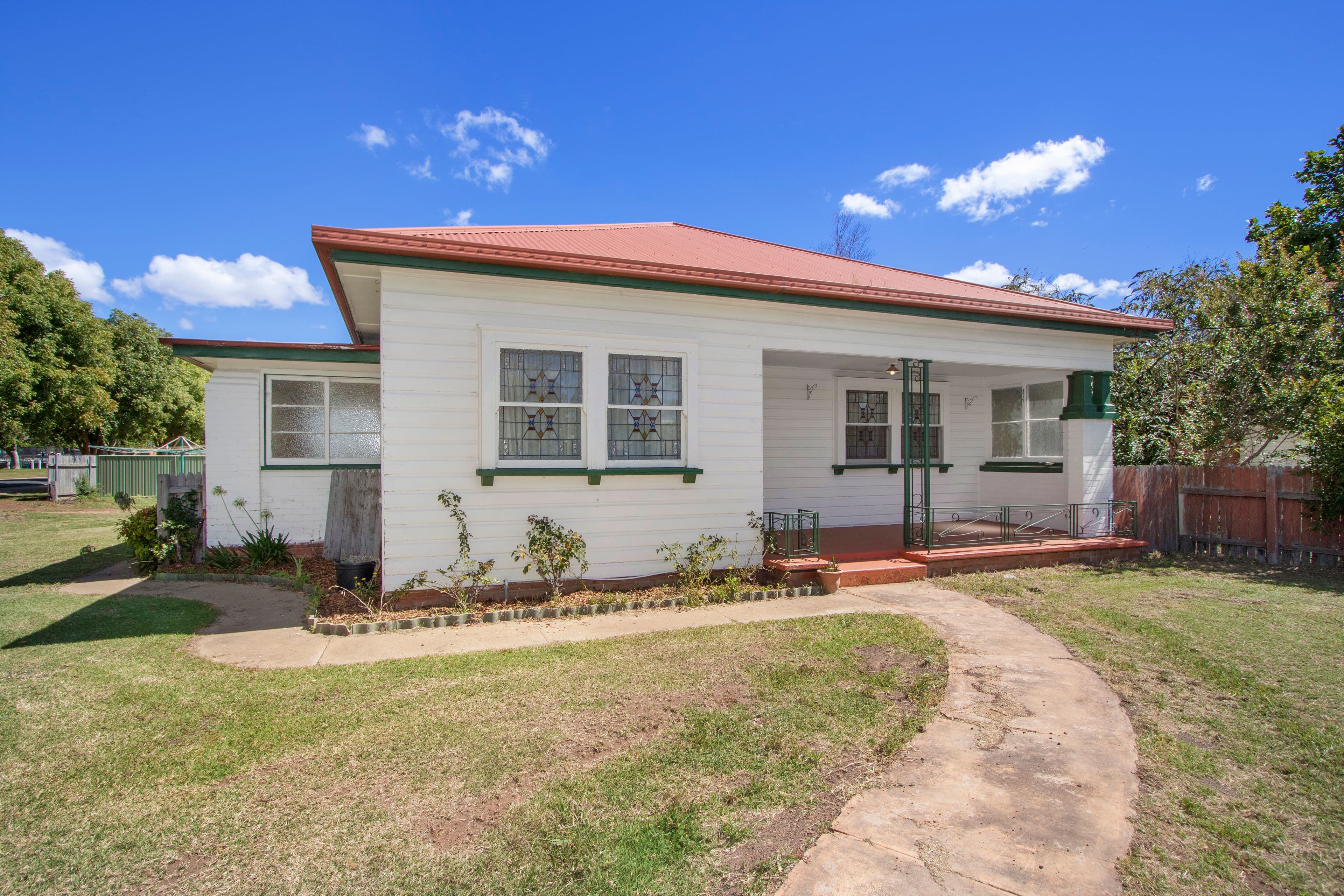 50 Ollera Street, Guyra NSW 2365, Guyra - Thumbnail 2