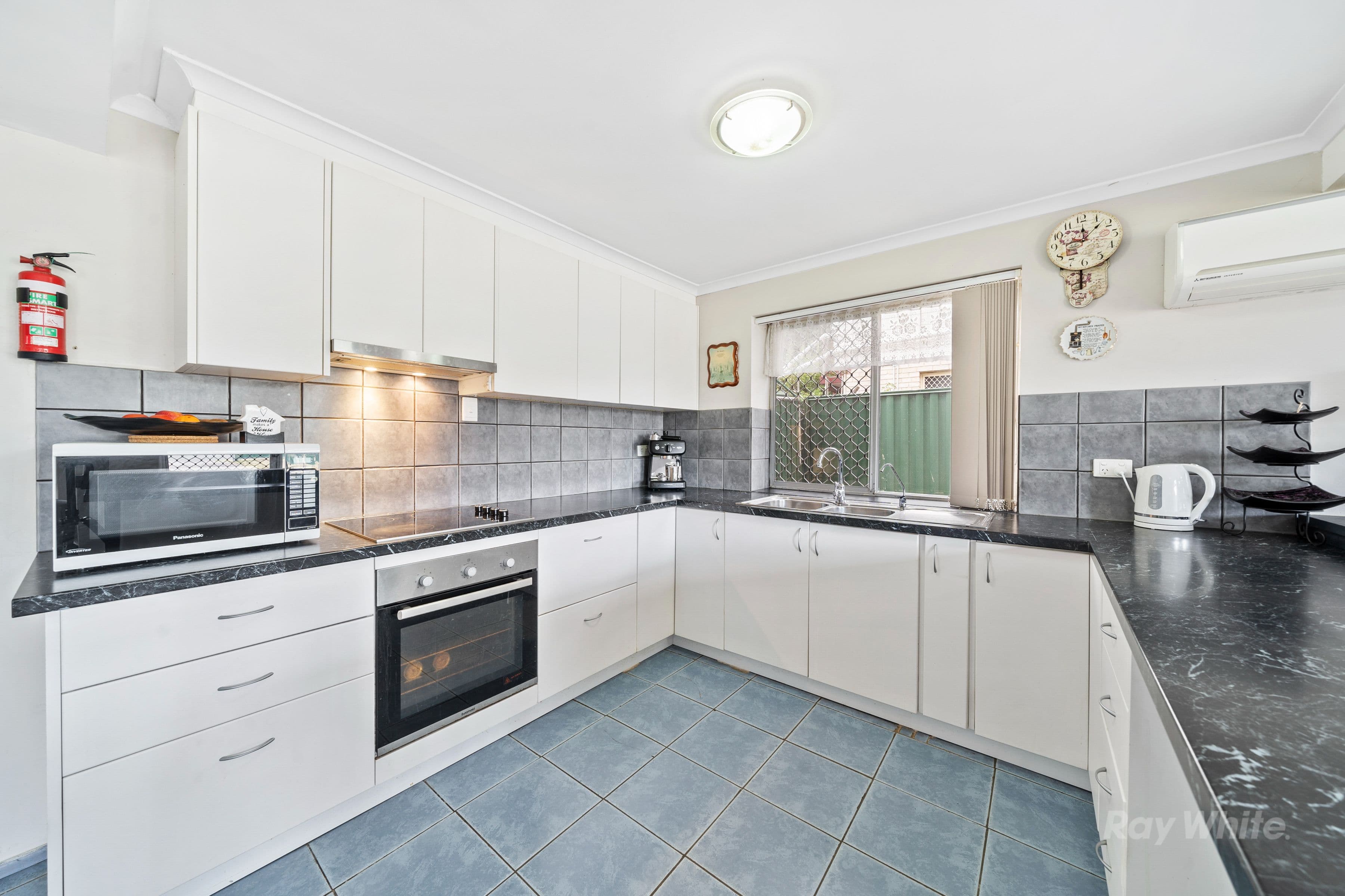 40 Bambil Street, Crestmead QLD 4132, Crestmead - Thumbnail 2