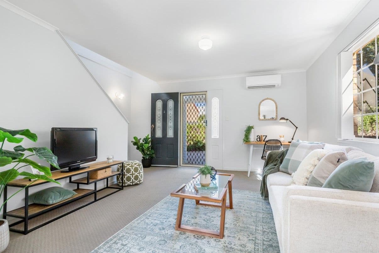 42 Surrey Street, Nundah QLD 4012, Nundah - Thumbnail 2