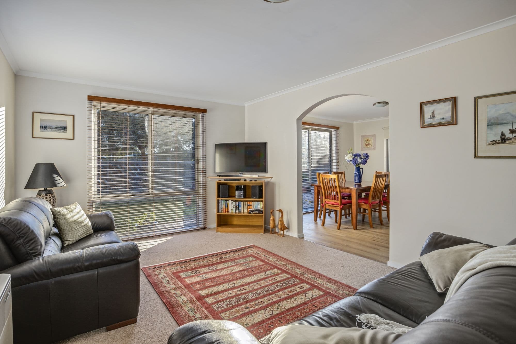 8 Mathis Avenue, Tootgarook VIC 3941, Tootgarook - Thumbnail 2