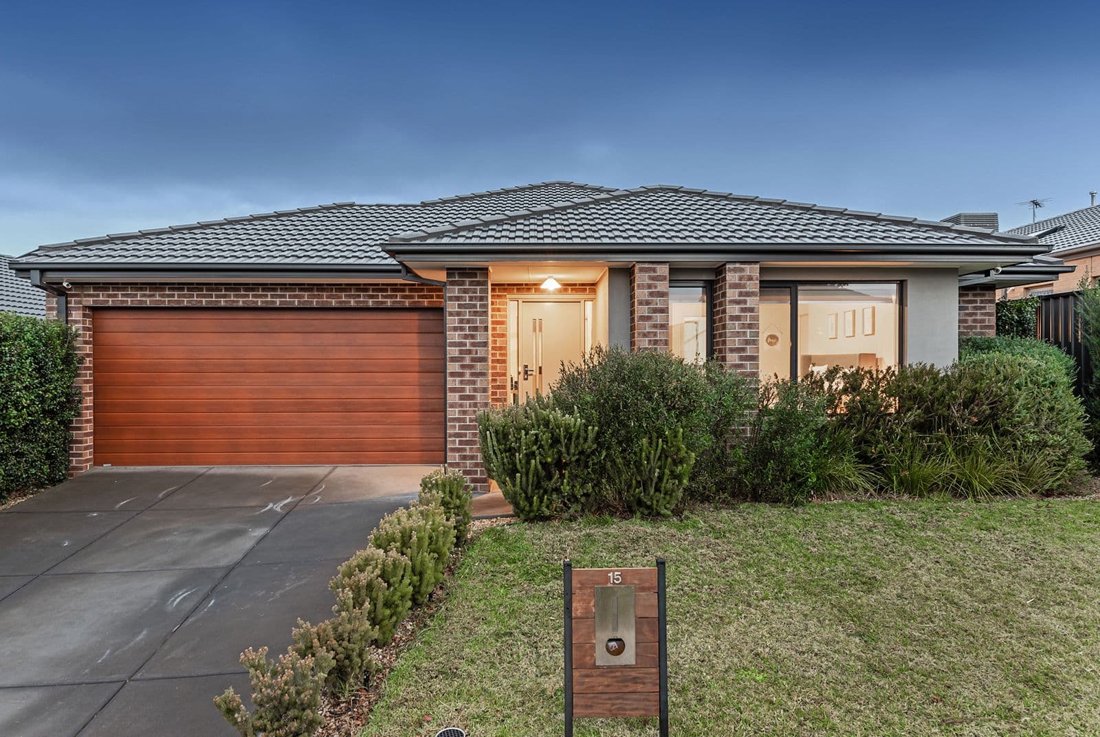 15 Calibre Avenue, Craigieburn VIC 3064, Craigieburn - Image 1