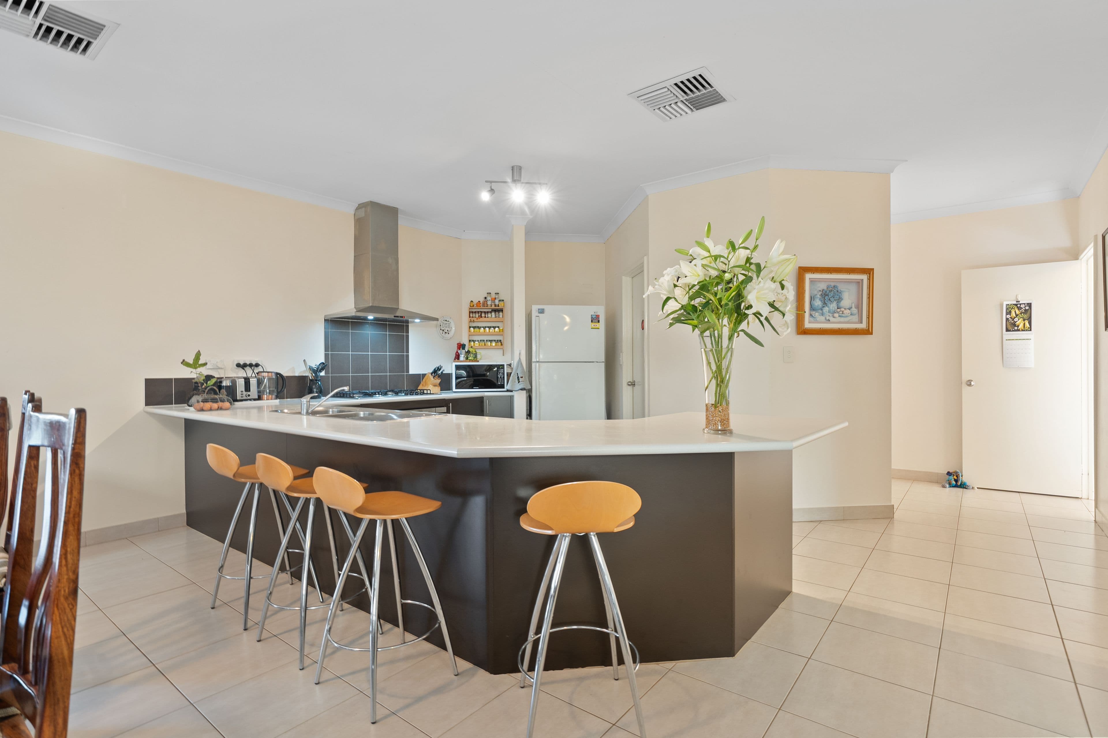 16 Valour Bend, Baldivis WA 6171, Baldivis - Thumbnail 3