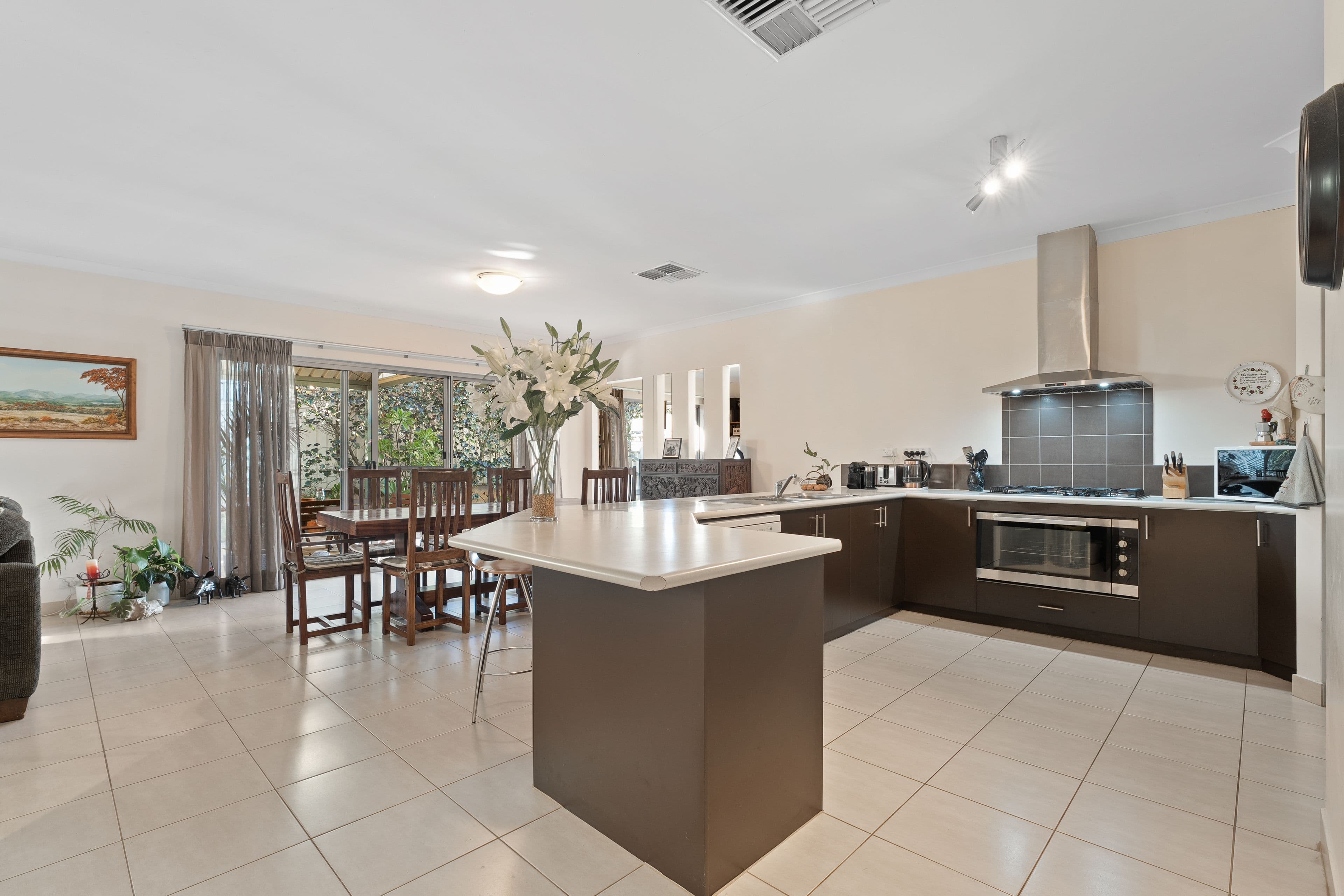 16 Valour Bend, Baldivis WA 6171, Baldivis - Thumbnail 8