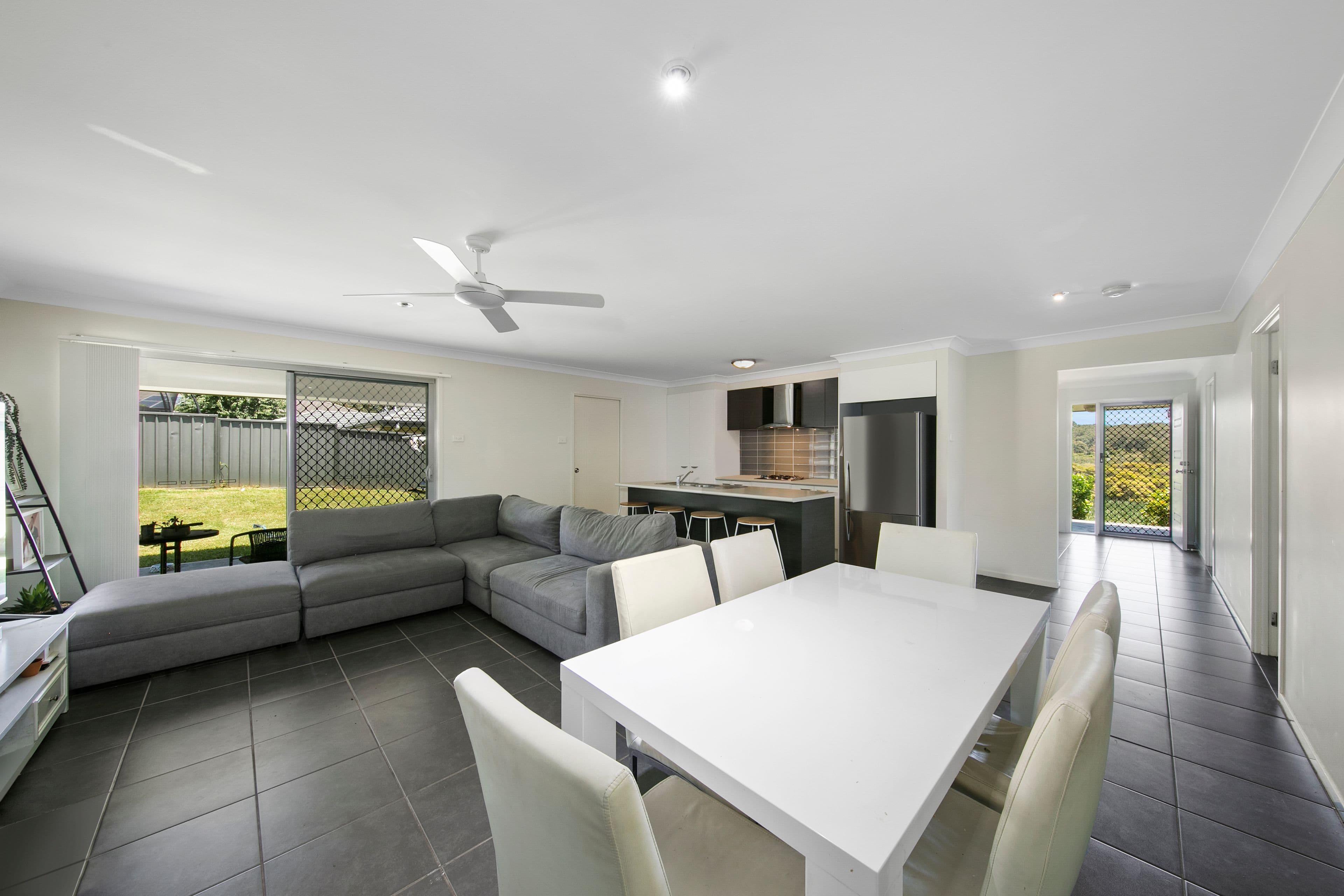 38 Brookfield Avenue, Fletcher NSW 2287, Fletcher - Thumbnail 3