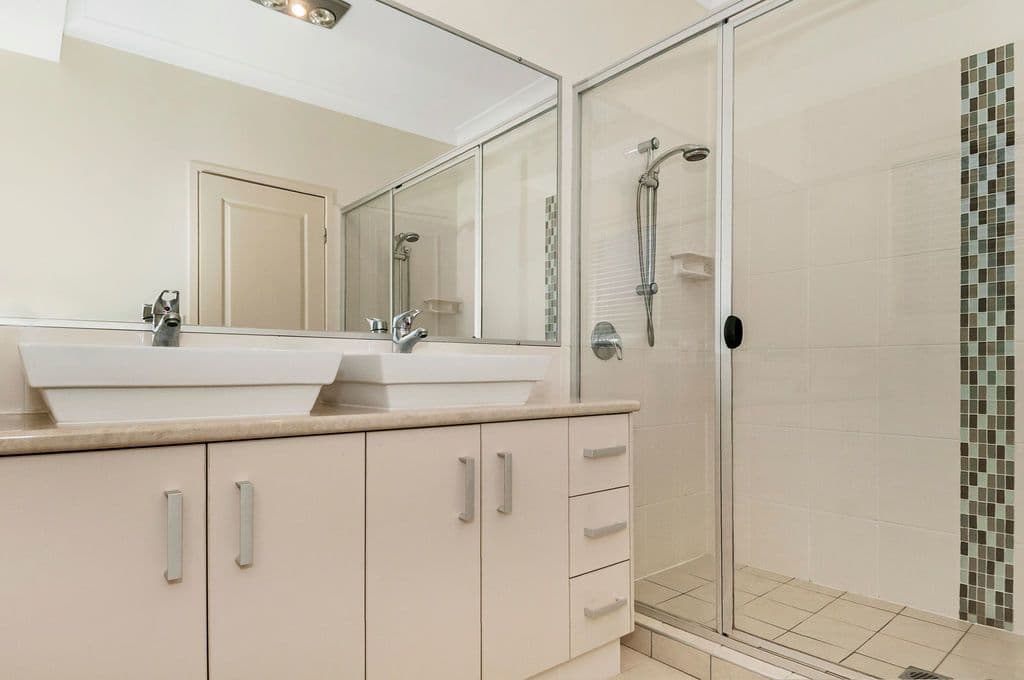 13 Bellthorpe Crescent, Waterford QLD 4133, Waterford - Thumbnail 8
