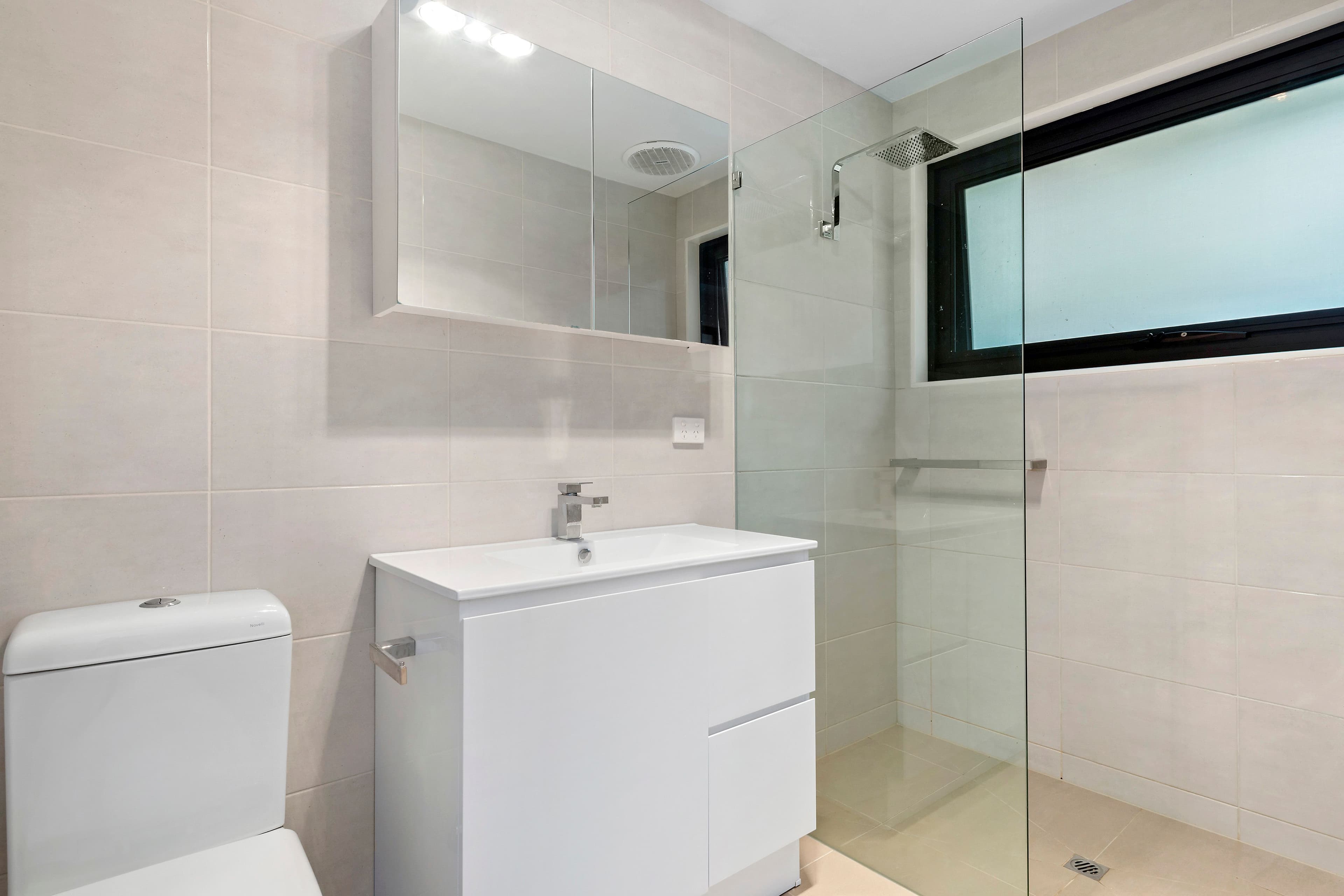 2 Catalina Court, Frankston VIC 3199, Frankston - Thumbnail 4