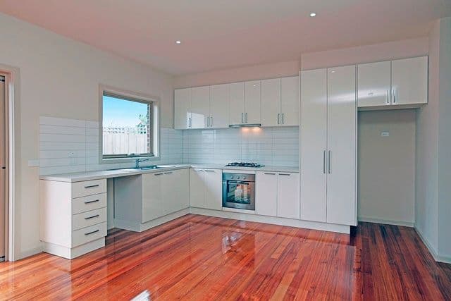 75 Darebin Boulevard, RESERVOIR VIC 3073, Reservoir - Thumbnail 2