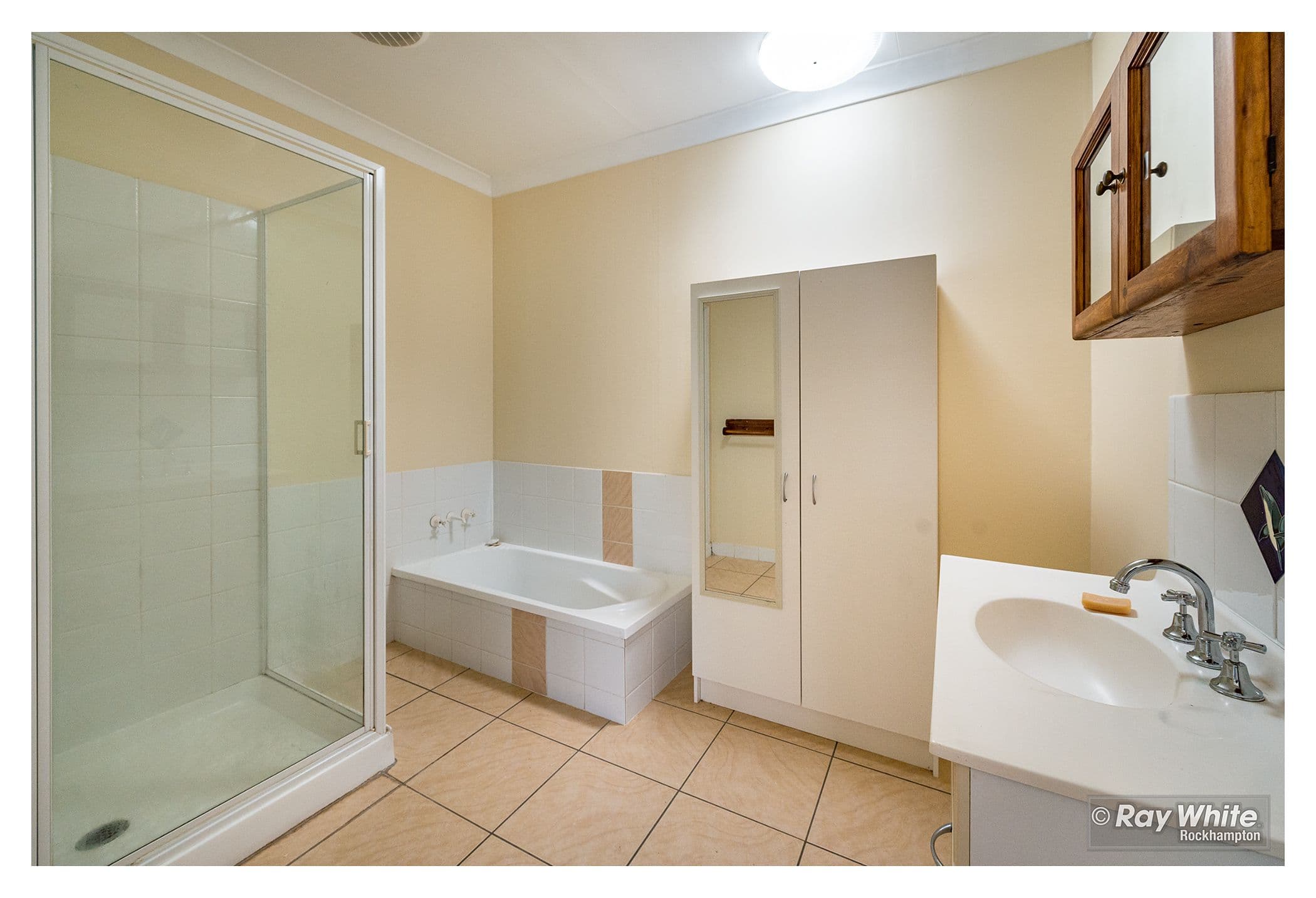 246 Elphinstone Street, Koongal QLD 4701, Koongal - Thumbnail 4