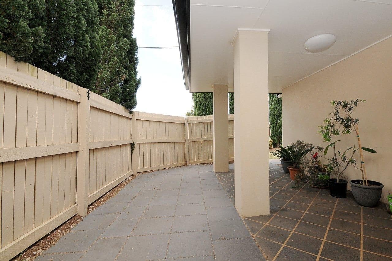323 Ramsay Street, MIDDLE RIDGE QLD 4350, Middle Ridge - Thumbnail 4