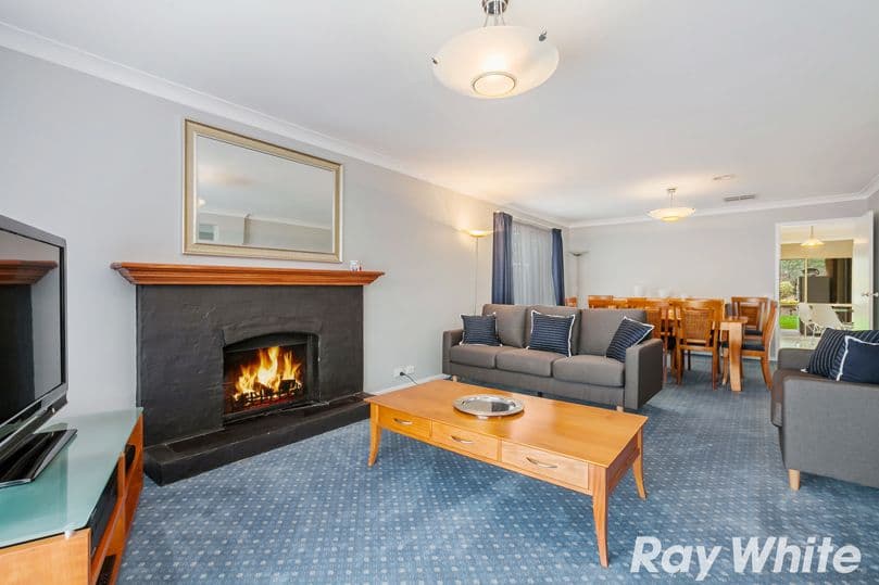 11 River Redgum Place, South Morang VIC 3752, South Morang - Thumbnail 3