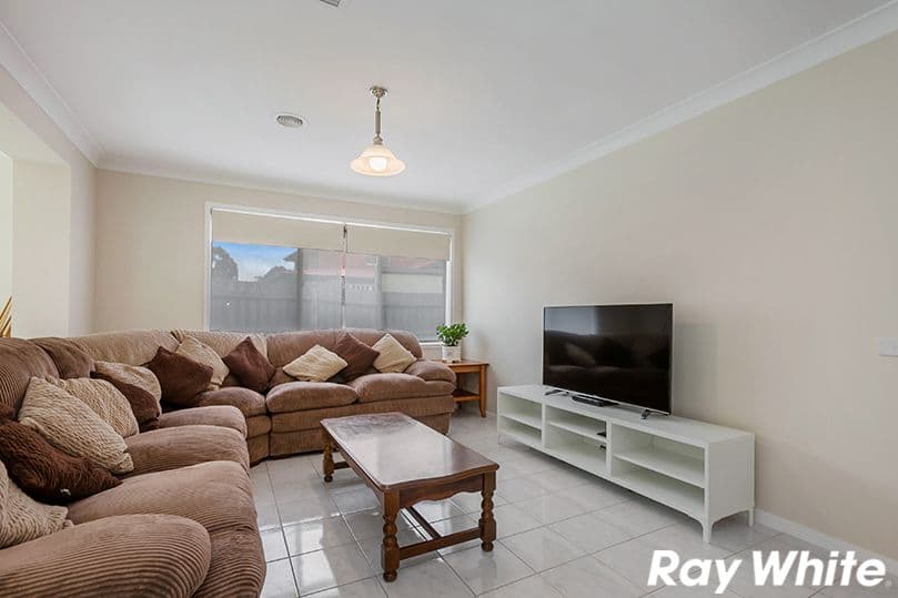 11 River Redgum Place, South Morang VIC 3752, South Morang - Thumbnail 6