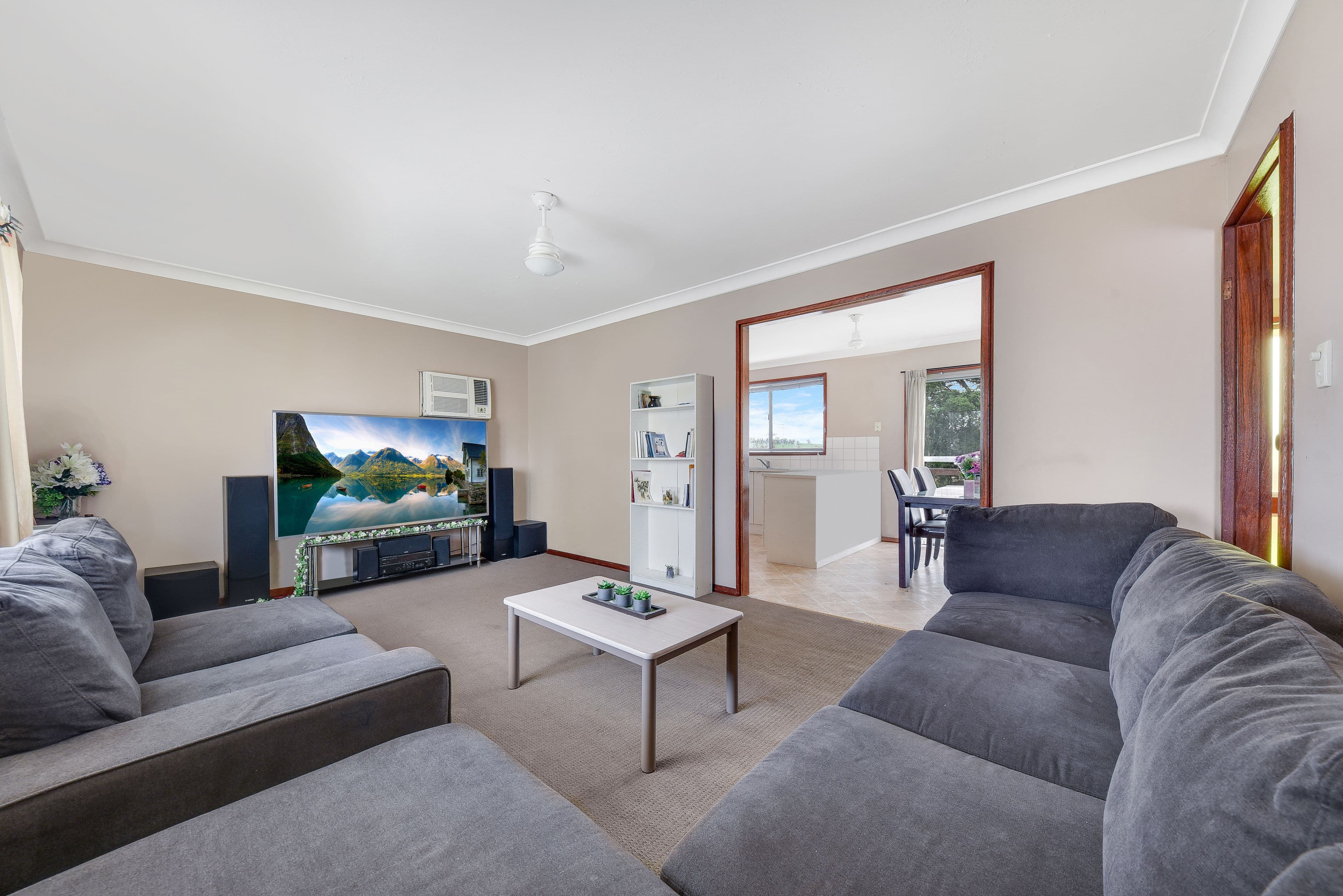 8 Lochee Avenue, Minto NSW 2566, Minto - Thumbnail 2