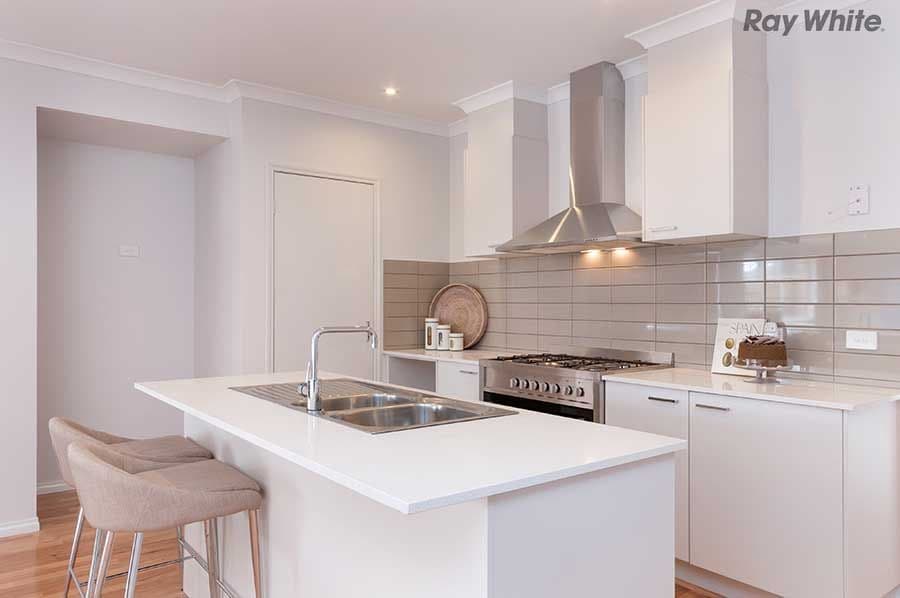 2E Apollo Road, Taylors Lakes VIC 3038, Taylors Lakes - Thumbnail 2
