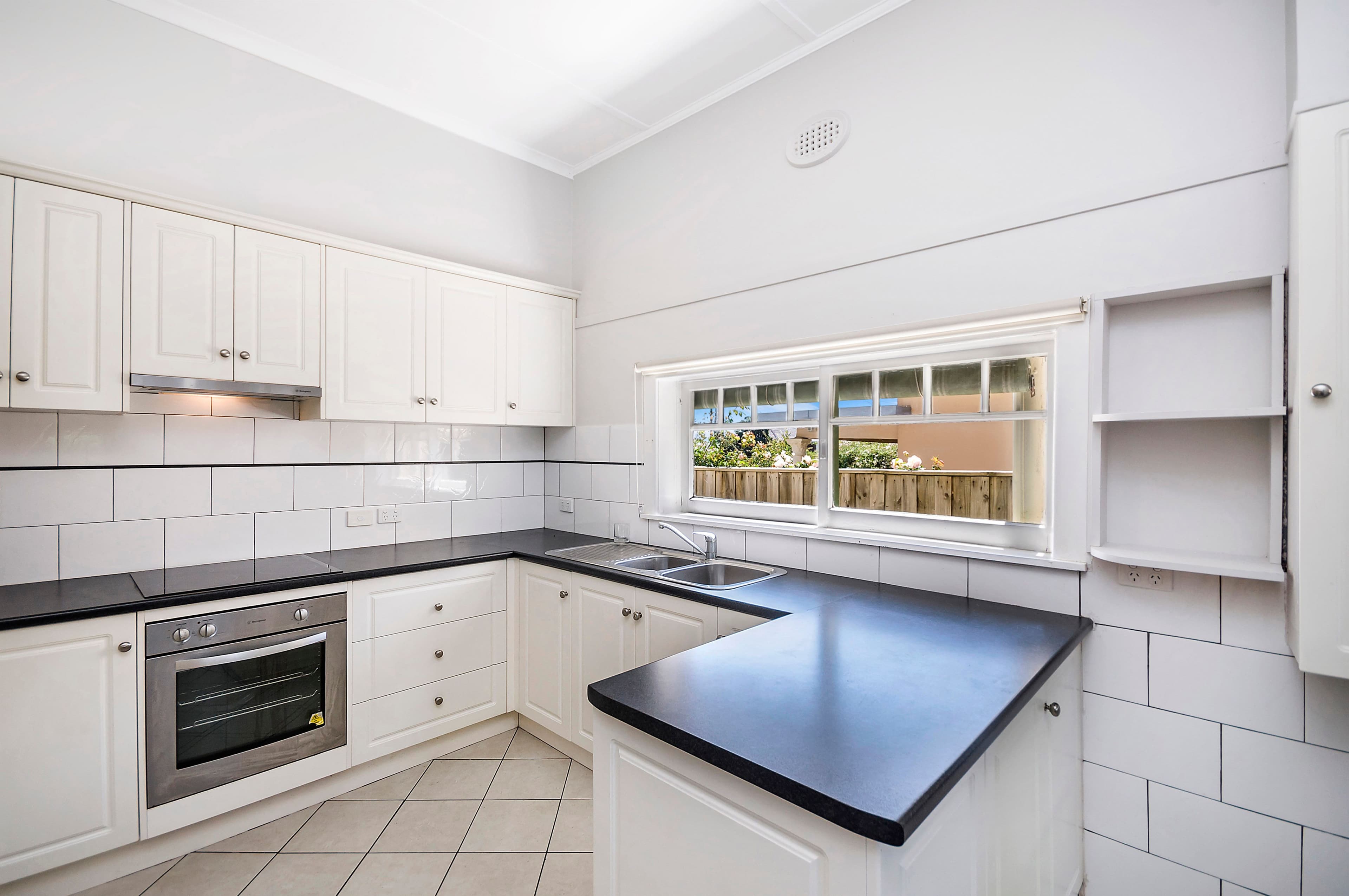 34 Howard Street, Warrnambool VIC 3280, Warrnambool - Thumbnail 3