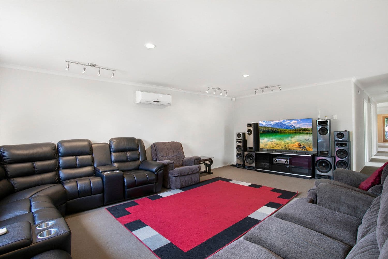 20 Alder Way, Cranbourne VIC 3977, Cranbourne - Thumbnail 3