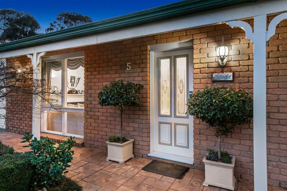 5 El Greco Court, Scoresby VIC 3179, Scoresby - Thumbnail 2