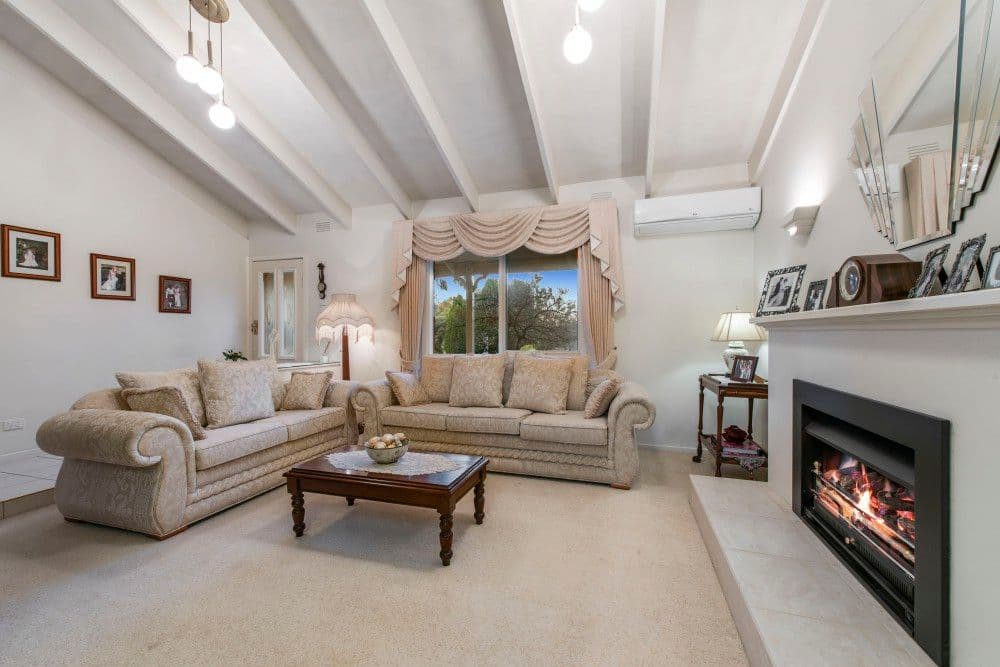5 El Greco Court, Scoresby VIC 3179, Scoresby - Thumbnail 4