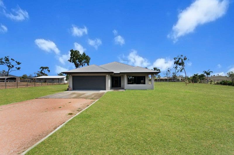 2 Viana Loop, Seville Grove WA 6112, Seville Grove - Thumbnail 2