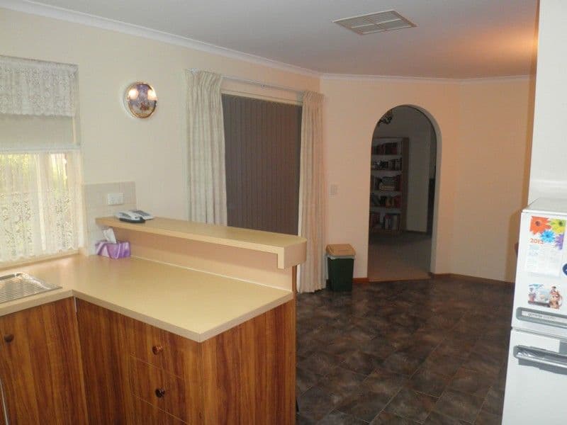 19 Cuthbert Avenue, GOLDEN GROVE SA 5125, Golden Grove - Thumbnail 5