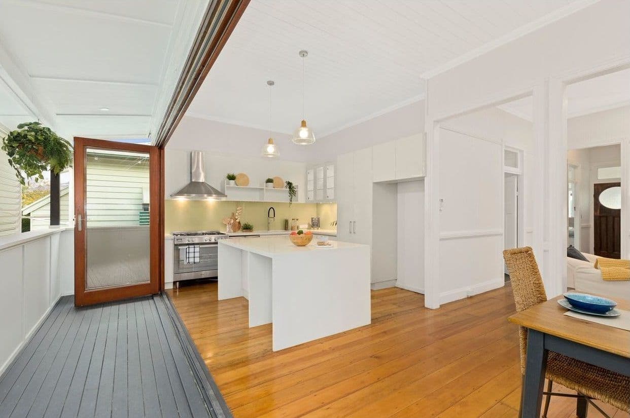 14 Macaulay Street, Coorparoo QLD 4151, Coorparoo - Thumbnail 4