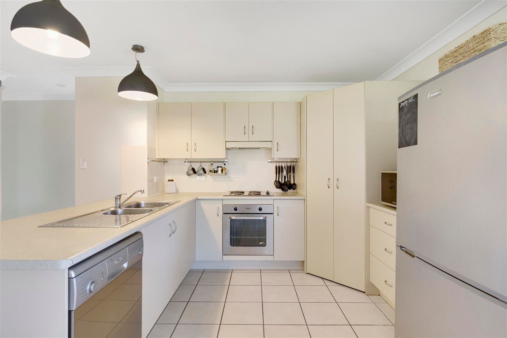 18 Poinciana Place, Gracemere QLD 4702, Gracemere - Thumbnail 6