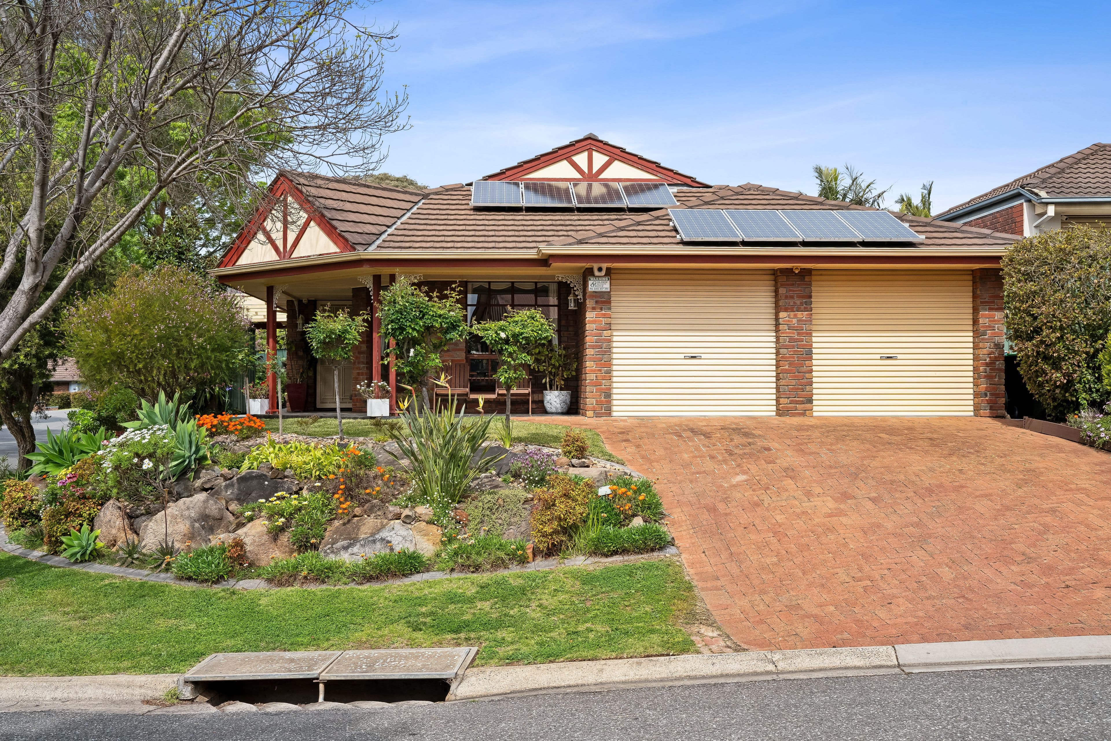 1 Lake Magenta Court, Greenwith SA 5125, Greenwith - Thumbnail 2